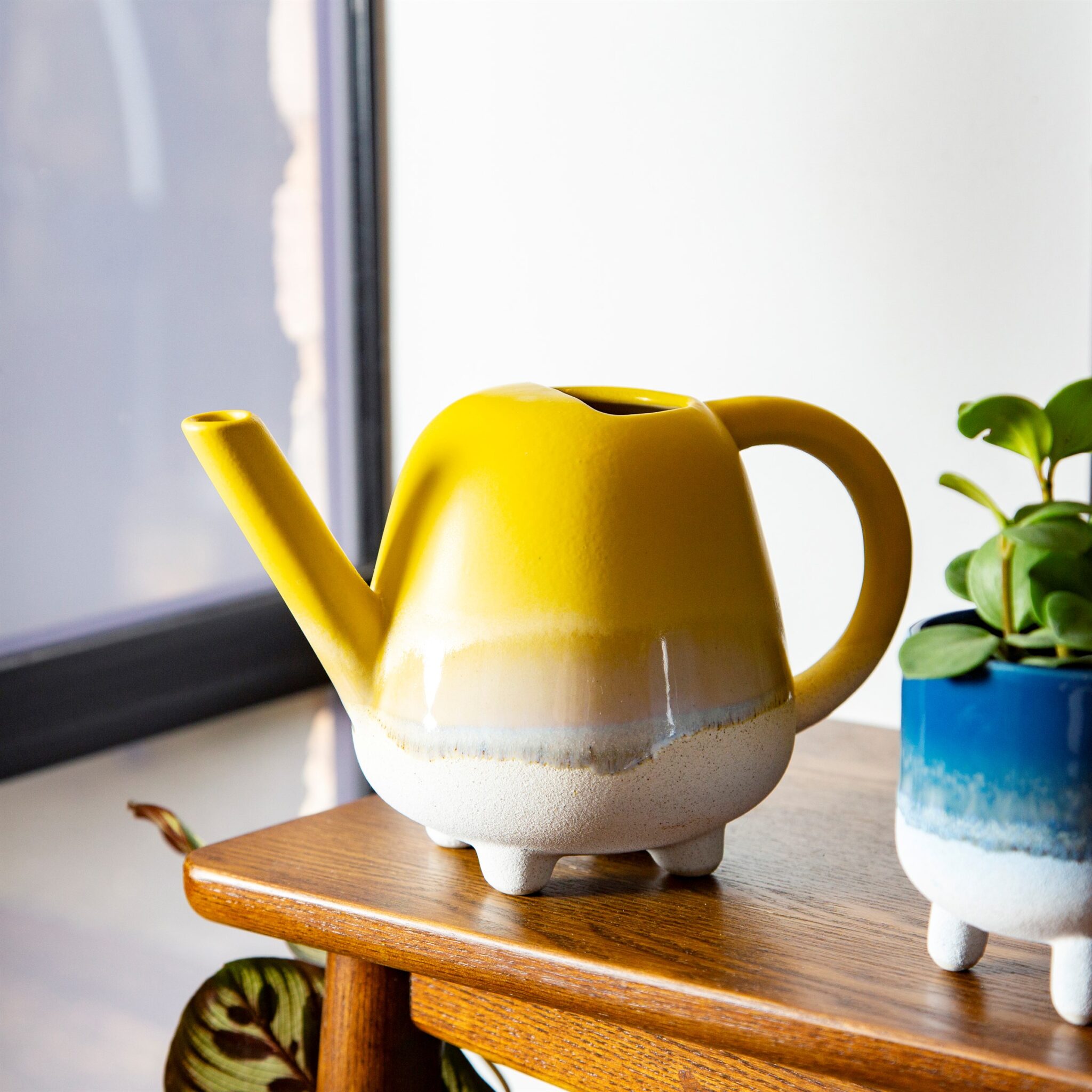 Decorative Watering Can / Mojave Glaze - Yellow
